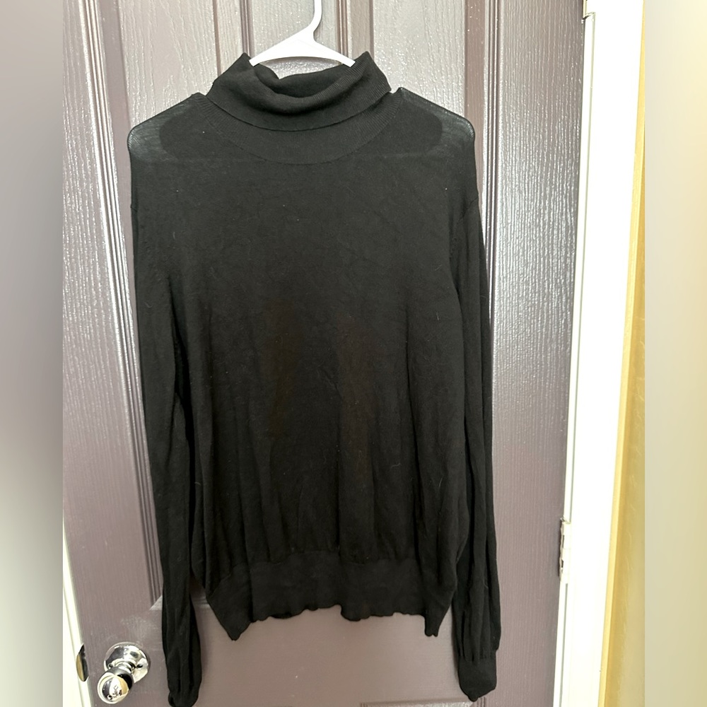 H&M Black long sleeve turtleneck lightweight sweater Size XL